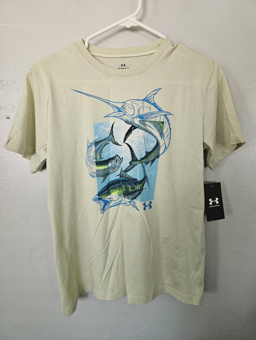 Under Armour NWT Youth XL Cream Short-Sleeve Fishing Graphic Tee Marlin Fish